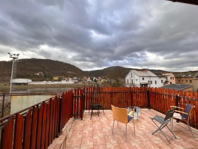 Ruzovaubytovani Ústí nad Labem Exterior foto